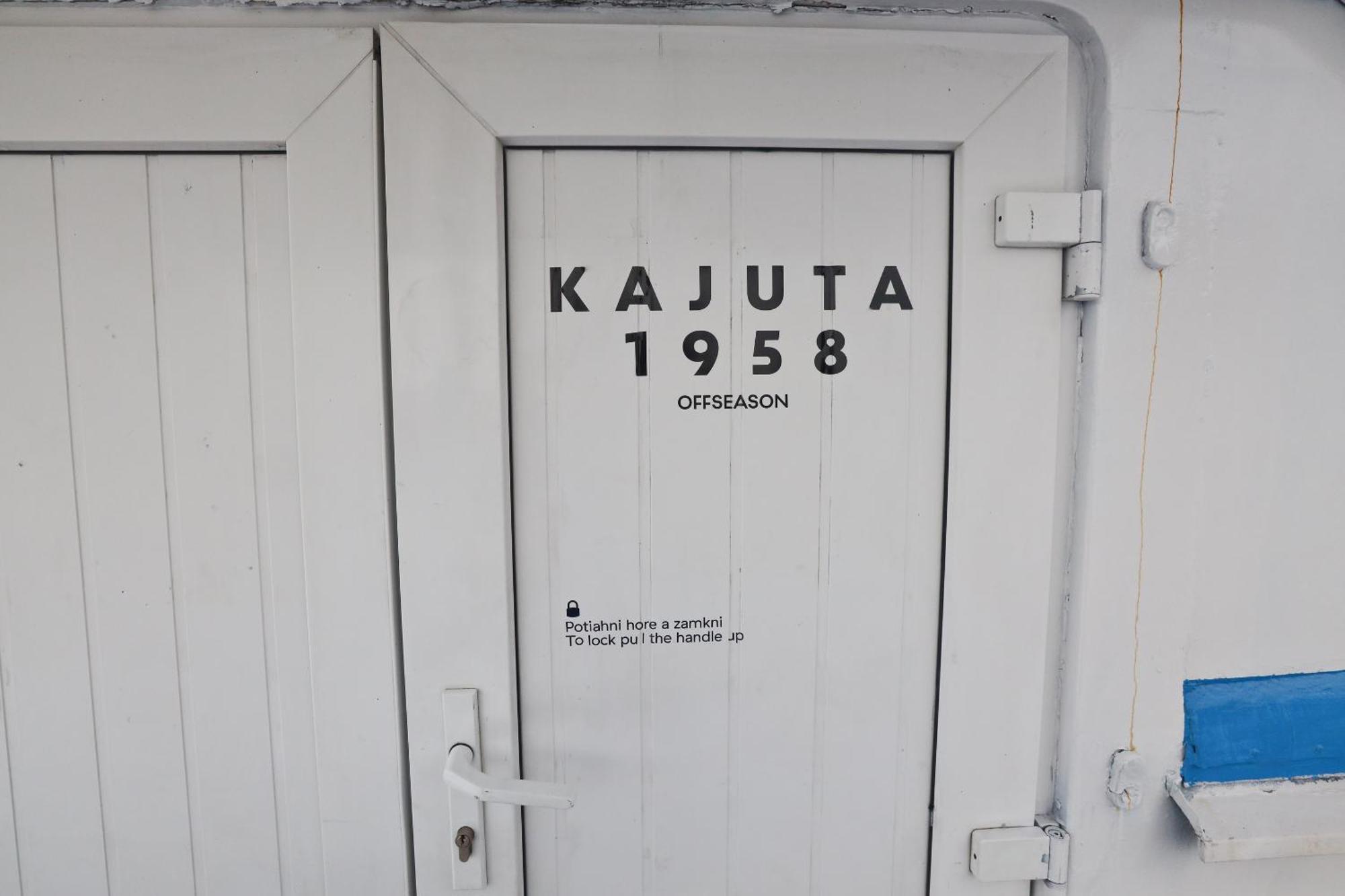 Unique Boat Apartments By Lake - Kajuta 1958 Námesztó Kültér fotó